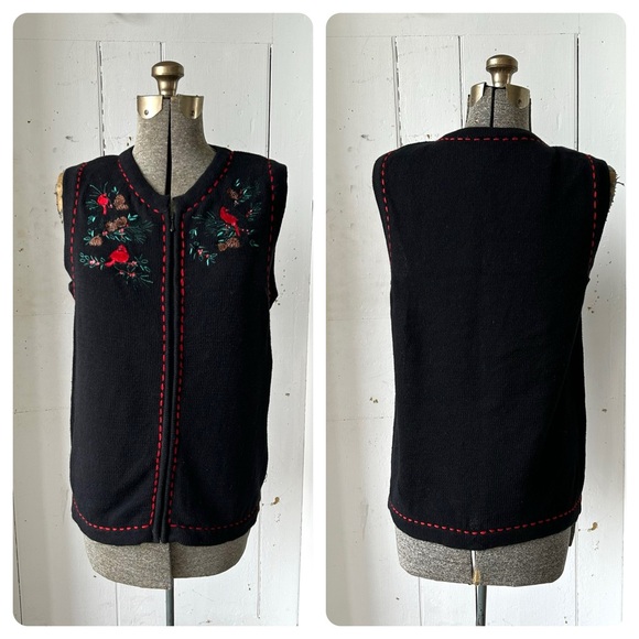 Blair Embroidered Red Cardinal Birds Sweater Knit Vest - Picture 1 of 10